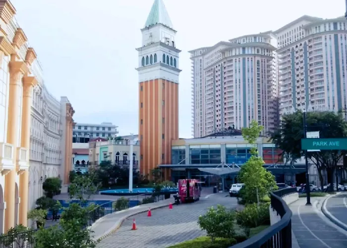 Apartment Heart Of Bgc Mckinley B3 Manila