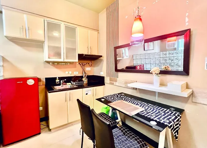 Apartment Heart Of Bgc Mckinley B3 Manila