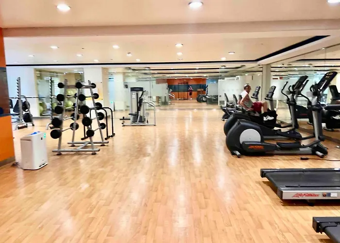 Heart Of Bgc Mckinley B3 * Manila