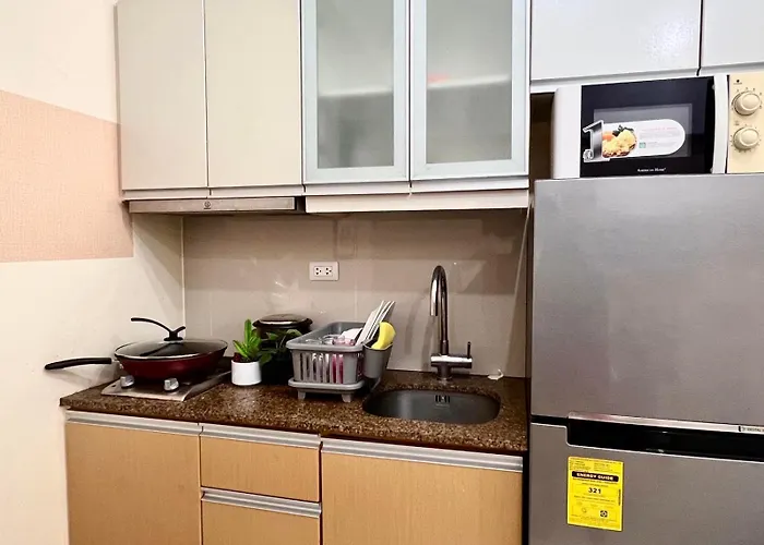 Heart Of Bgc Mckinley B3 Apartment Manila
