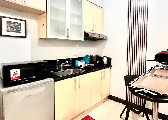 Apartment Heart Of Bgc Mckinley B3