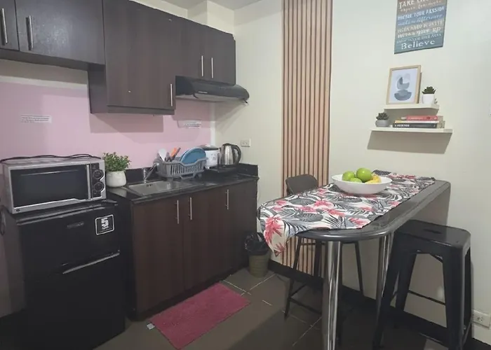 Heart Of Bgc Mckinley B3 Apartment