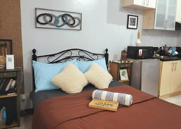Apartment Heart Of Bgc Mckinley B3 Manila