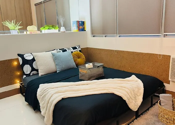 Apartment Heart Of Bgc Mckinley B3 Manila